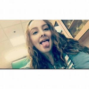 Meet your Posher, Angelina m.